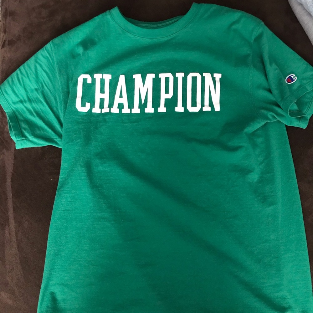 Champion t shirt
